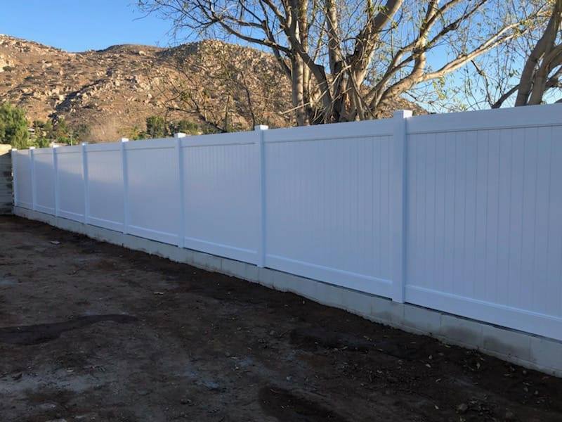 Vinyl Fence Wholesale Riverside CA